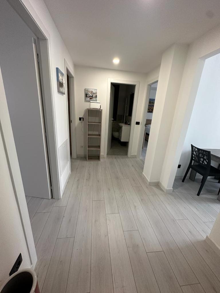 Cavour Apartment Center Бардолино Екстериор снимка