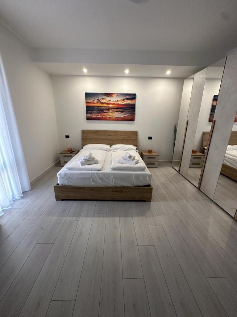 Cavour Apartment Center Бардолино Екстериор снимка